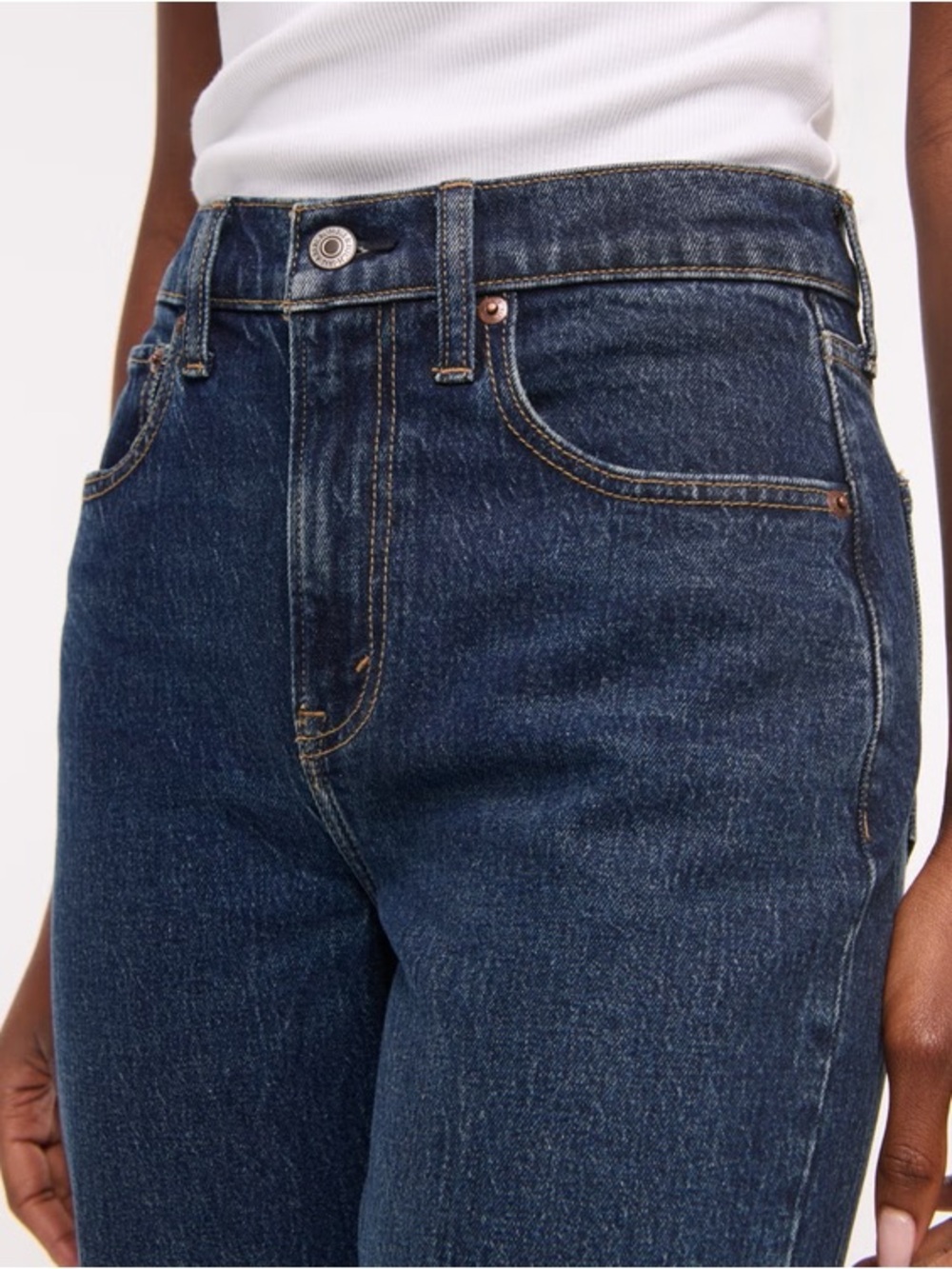 Abercrombie & Fitch ’90s Relaxed High Rise Jeans – 31 Long NWT